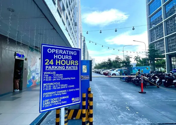 Hébergement de vacances Staycation Pasay Near Airport & Mall Of 1594 *